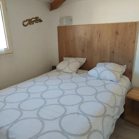 Сasa de vacaciones Maison Dans Avec Piscine *